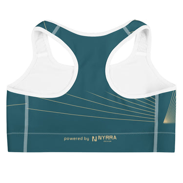 Sport-BH Sonnenstrahl – Rückseite mit powered by Nyrra-Design am Band – Flatlay