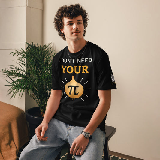 schwarzes T-Shirt mit Aufdruck i don't need your pi, goldene Zwiebel mit schwarzem Pi-Zeichen in der Mitte
