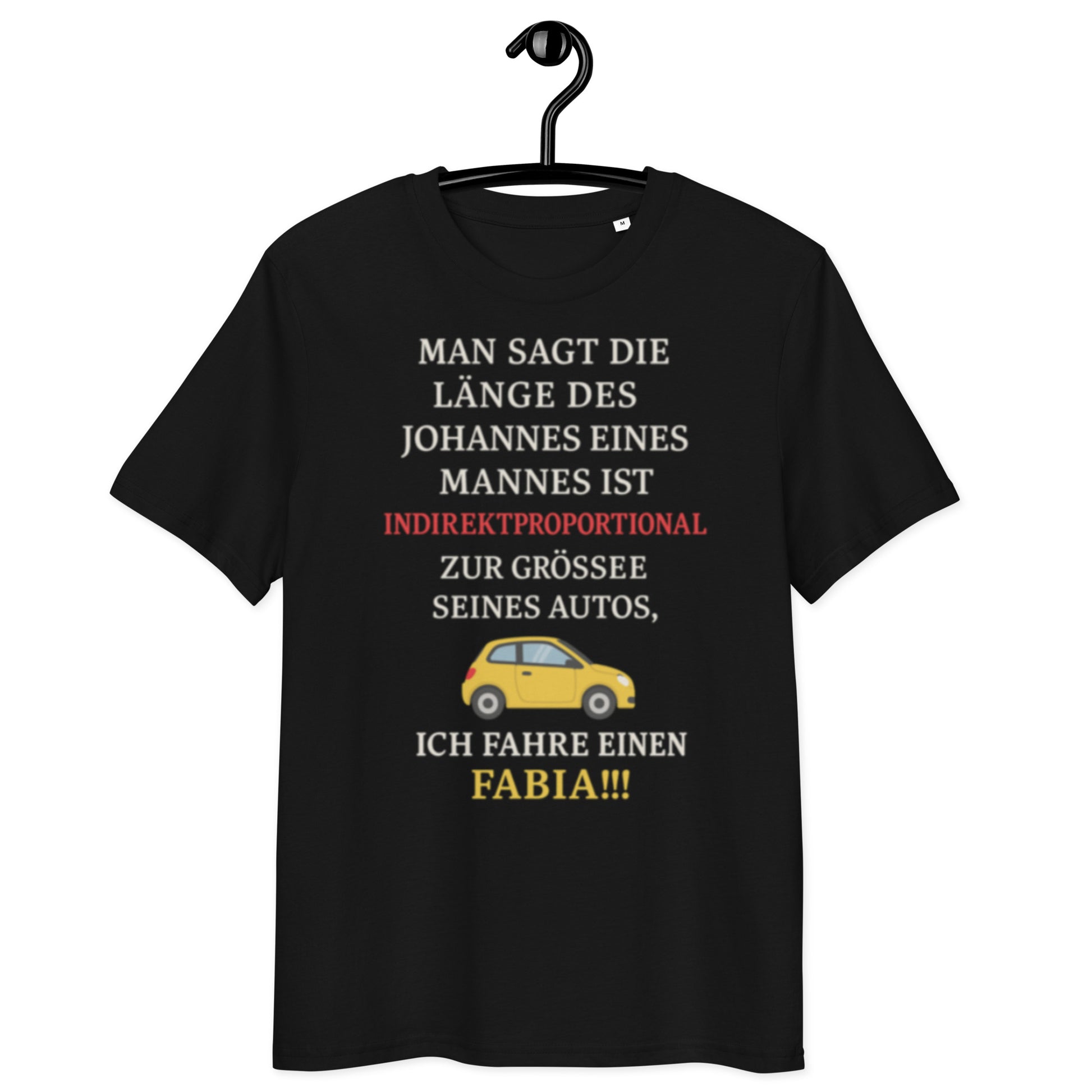 schwarzes T-Shirt mit Spruch über die Länge des Johannes und die Größe eines Autos, gelbes Auto-Icon, Text in weiß, rot und gelb
