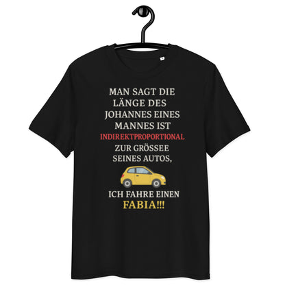 schwarzes T-Shirt mit Spruch über die Länge des Johannes und die Größe eines Autos, gelbes Auto-Icon, Text in weiß, rot und gelb
