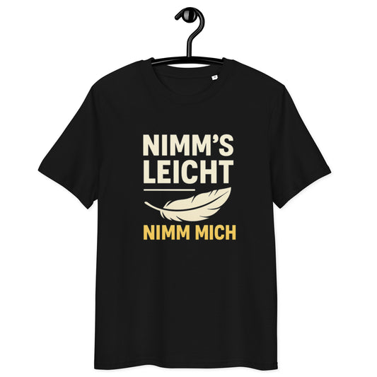 schwarzes T-Shirt mit Spruch nimm's leicht nimm mich in beige, darunter eine stilisierte Feder in derselben Farbe
