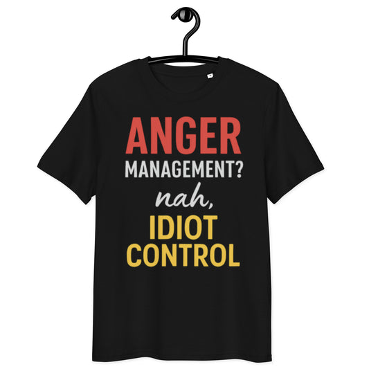 schwarzes T-Shirt mit englischem Spruch anger management nah idiot control, farbige Betonung auf anger in rot und idiot control in gelb
